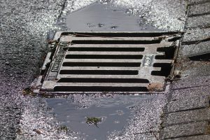 Regenwater afvoer weg